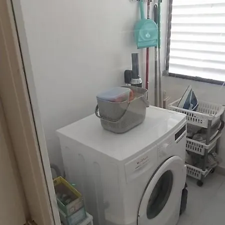 Hoka Hey Jo Apartment Tias