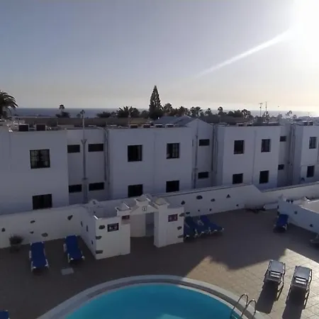 Hoka Hey Jo Apartment *